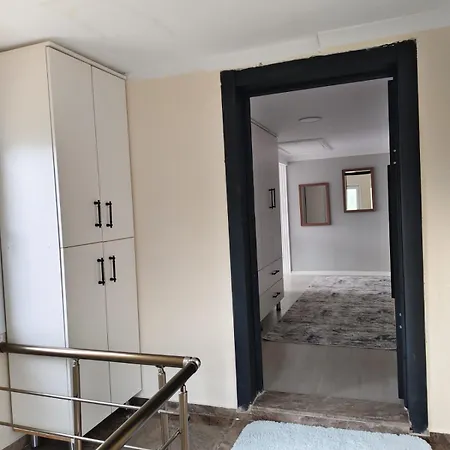 Melikoglu Apartment *
